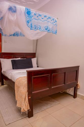 0c37a298-def0-43a1-b6a0-2663a46ec82e