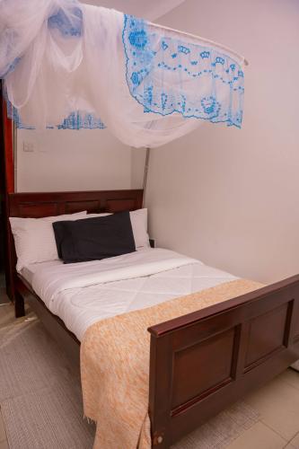 2a38caba-8cd5-4d13-914c-fabd22c123e4