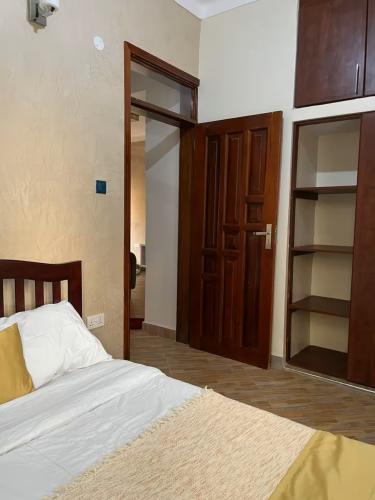 7312f5bf-6b7c-496e-9647-10570171e294